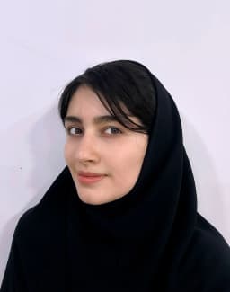 فاطمه کریمی دلاور